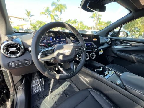 New 2026 Chevrolet Blazer EV LT image 10