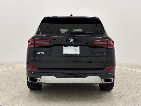 Used 2023 BMW X5 xDrive40i w/ Parking Assistance Package AWD/4WD image 10