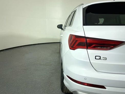 Used 2020 Audi Q3 2.0T Premium w/ Convenience Package image 31