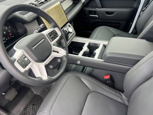 New 2026 Land Rover Defender 110 S image 5