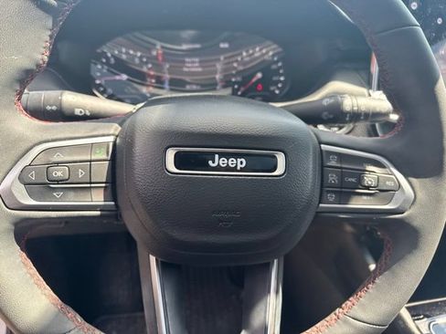 Used 2023 Jeep Compass Trailhawk w/ Sun and Sound Group AWD/4WD image 12