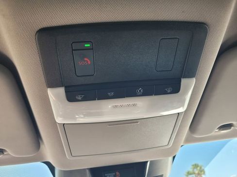 Certified 2023 Nissan Rogue SV FWD image 22