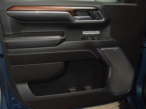 Used 2024 GMC Sierra 1500 Denali w/ Technology Package image 50