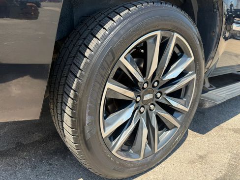 Used 2009 Cadillac Escalade AWD image 31