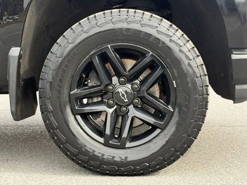 Certified 2020 Chevrolet Silverado 1500 Custom Trail Boss w/ Custom Convenience Package image 18