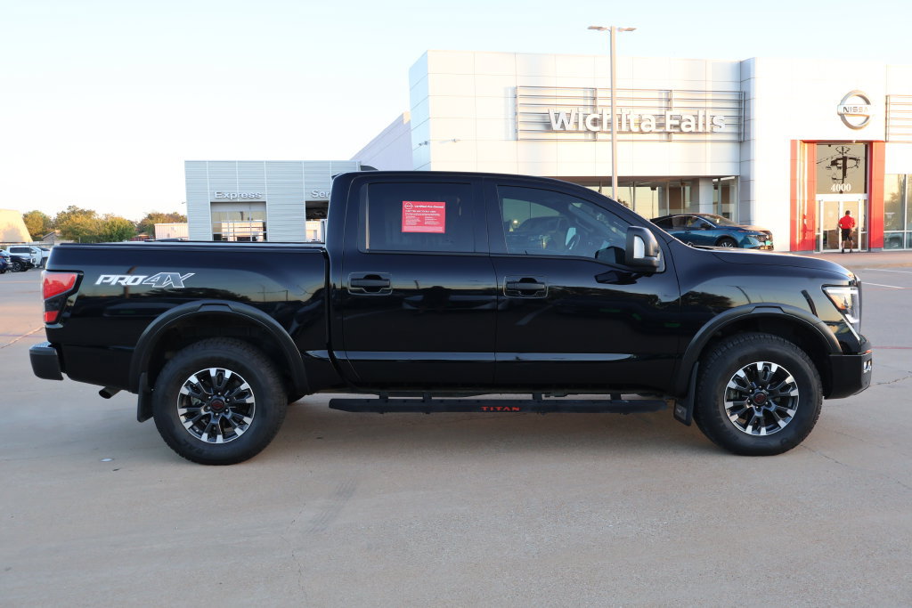Used 2024 Nissan Titan PRO-4X w/ Pro-4x Convenience Package AWD/4WD image 6