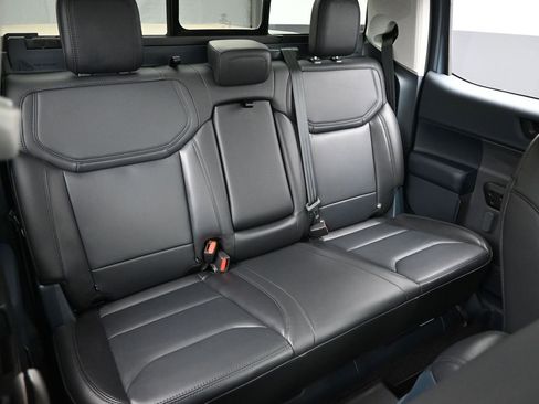 Used 2024 Ford Maverick Lariat w/ Black Appearance Package image 34