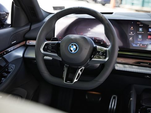 New 2027 BMW i5 eDrive40 RWD image 29