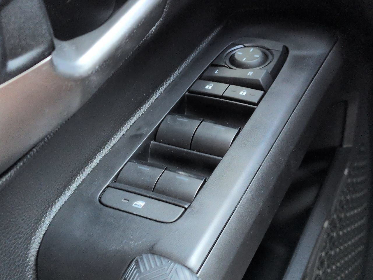 Used 2026 Toyota Tacoma TRD Off-Road AWD/4WD image 24