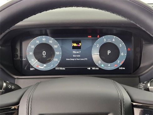 New 2026 Land Rover Range Rover Velar Dynamic SE image 27