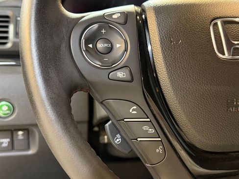 Used 2019 Honda Ridgeline Black Edition image 14