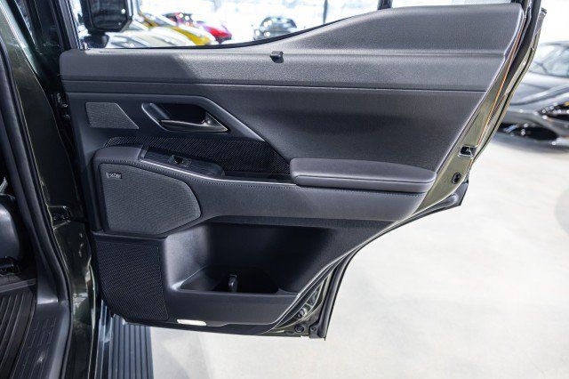Used 2025 Lexus GX 550 w/ Cold Area Package AWD/4WD image 38