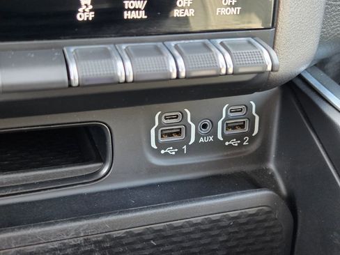 Certified 2023 RAM 1500 Big Horn image 8