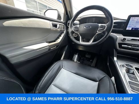 Used 2023 Ford Explorer XLT w/ Equipment Group 202A RWD image 19