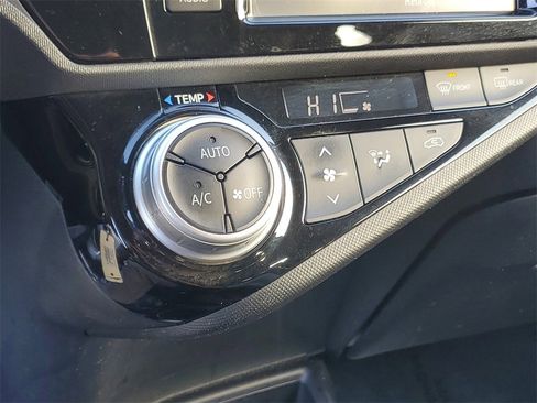 Used 2015 Toyota Prius C Four image 30