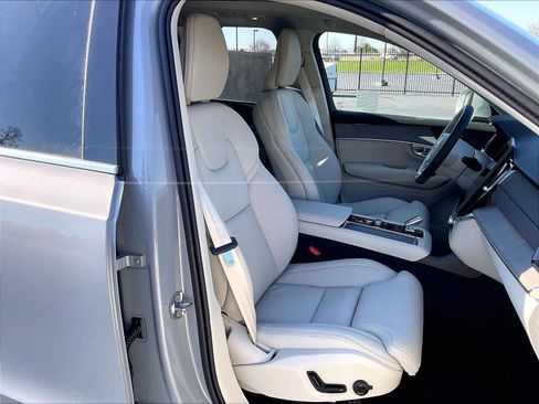 New 2026 Volvo XC90 T8 Ultra w/ Protection Package Premier image 32