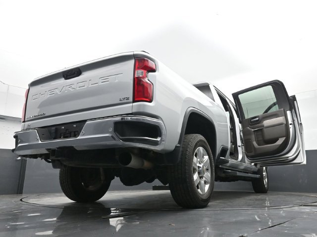 Used 2022 Chevrolet Silverado 3500 LTZ w/ LTZ Plus Package AWD/4WD image 55