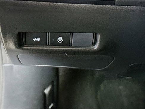 New 2026 Nissan Sentra SV w/ SV Convenience Package FWD image 10