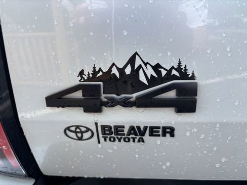 Used 2023 Toyota Tundra Platinum AWD/4WD image 9