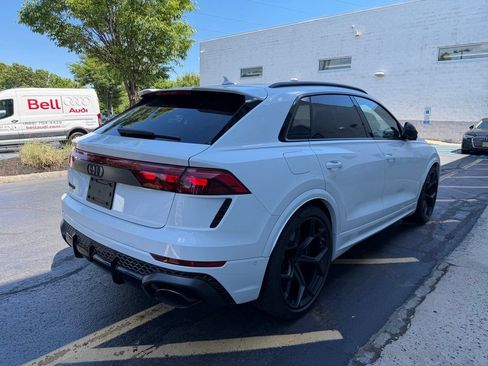 Used 2026 Audi RS Q8 performance AWD/4WD image 9