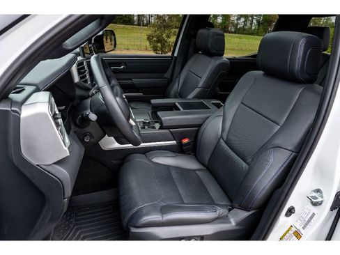 Used 2024 Toyota Tundra Platinum image 12