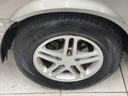 Used 2000 Toyota Camry CE w/ Value Pkg 1 FWD image 29