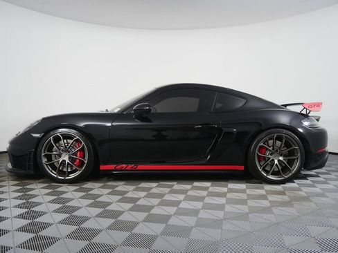 Used 2021 Porsche 718 Cayman GT4 image 9