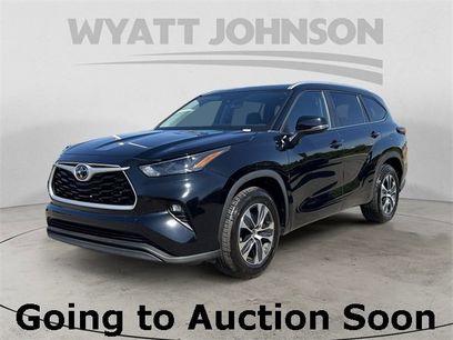 Used 2024 Toyota Highlander XLE