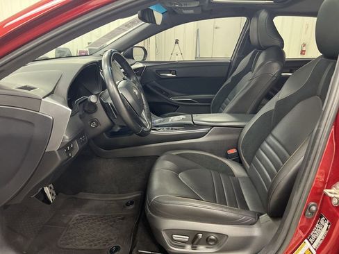Used 2019 Toyota Avalon Touring w/ Advanced Safety Package FWD image 19