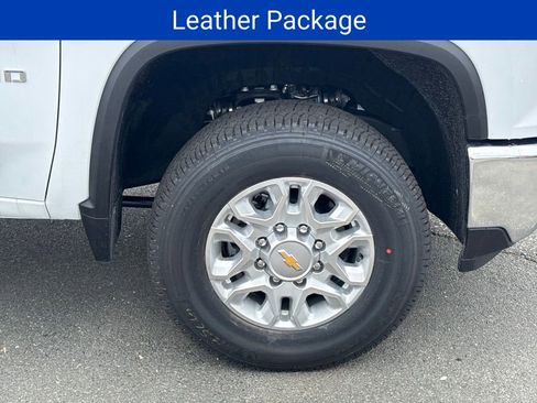 New 2026 Chevrolet Silverado 3500 LT w/ All Star Edition AWD/4WD image 8
