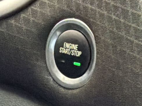 Used 2024 Chevrolet Malibu LT FWD image 16