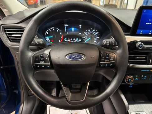Used 2022 Ford Escape SE AWD/4WD image 17