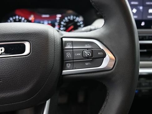 Used 2024 Jeep Compass Limited image 21