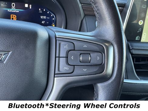 Used 2022 Chevrolet Suburban Z71 image 5