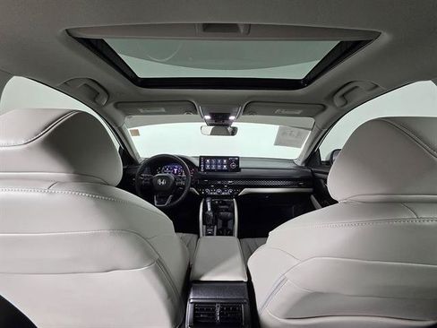 Used 2025 Honda Accord Touring image 43