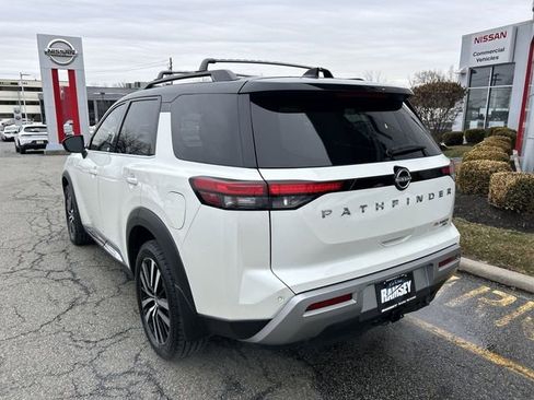 Certified 2023 Nissan Pathfinder Platinum AWD/4WD image 6