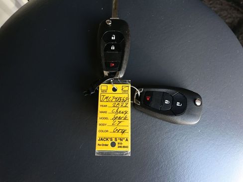 Used 2021 Chevrolet Spark LT image 22