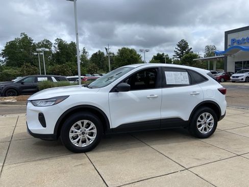 Used 2025 Ford Escape Active AWD/4WD image 6