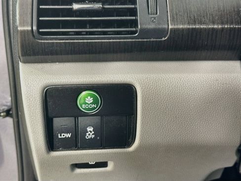Used 2015 Honda Accord EX-L image 11