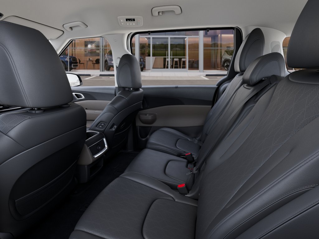 New 2027 Kia Carnival EX FWD image 18
