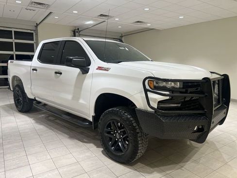 Used 2020 Chevrolet Silverado 1500 LT Trail Boss w/ Convenience Package image 7