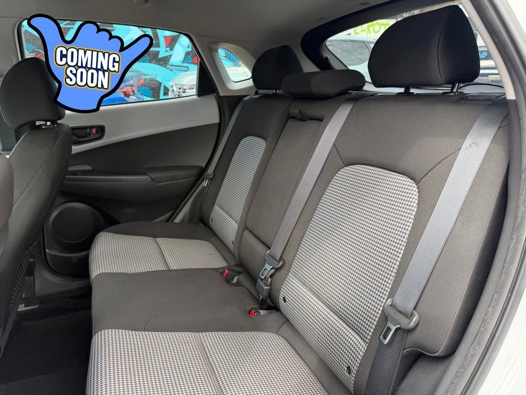 Used 2018 Hyundai Kona SEL FWD image 17
