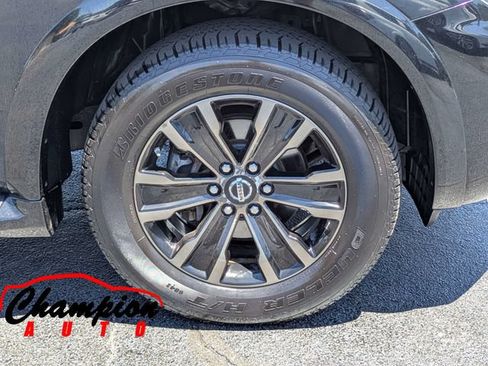 Used 2020 Nissan Armada Platinum w/ Captain's Chairs Package RWD image 12