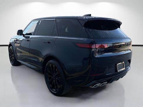 New 2026 Land Rover Range Rover Sport Dynamic SE image 3