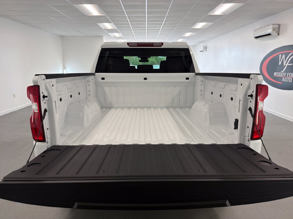 New 2026 Chevrolet Silverado 1500 RST w/ Z71 Off-Road Package AWD/4WD image 8