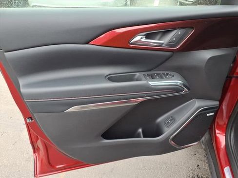 New 2026 Chevrolet Traverse Z71 w/ Enhanced Driving Package image 11