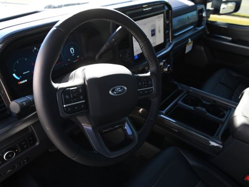 New 2026 Ford F250 Lariat w/ Black Appearance Package image 34