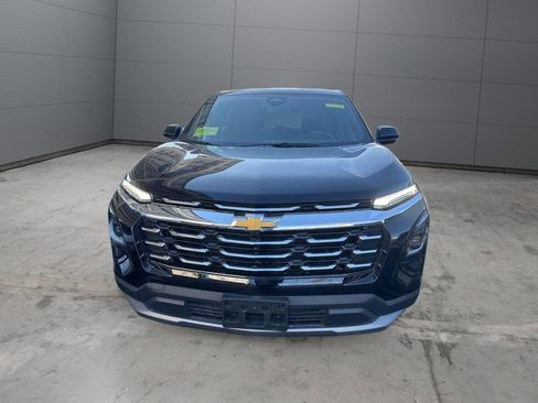 Used 2026 Chevrolet Equinox LT w/ Convenience Package II AWD/4WD image 2