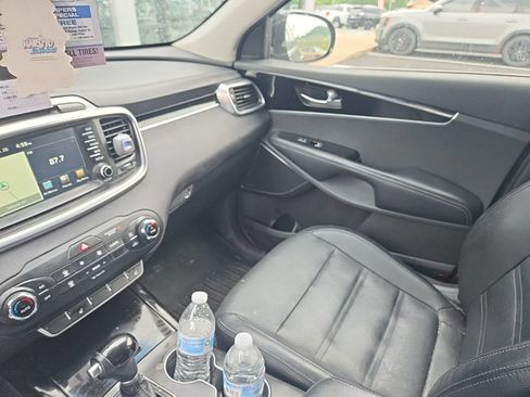 Used 2016 Kia Sorento SX AWD/4WD image 4