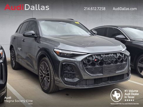 Used 2025 Audi SQ5 Prestige image 1